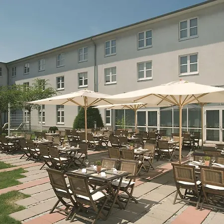 Hotel Nh Frankfurt Airport 4*