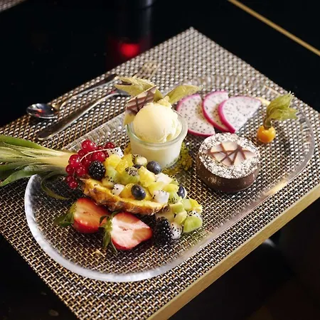 Hotel Nh Frankfurt Airport 4*