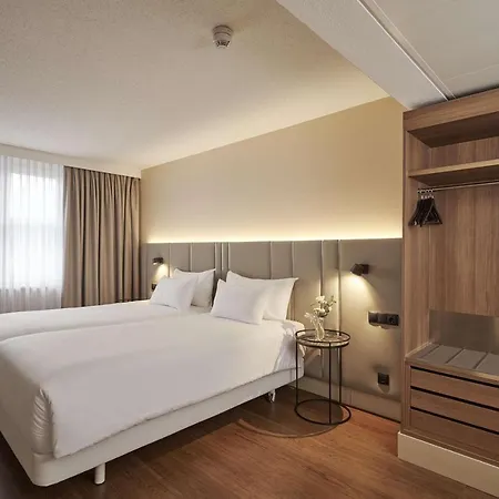 Hotel Nh Frankfurt Airport 4*