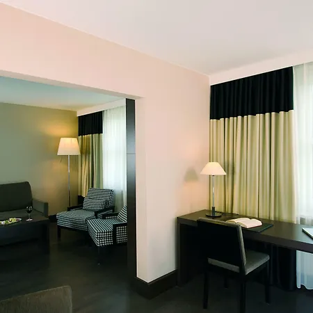 Nh Frankfurt Airport 4*