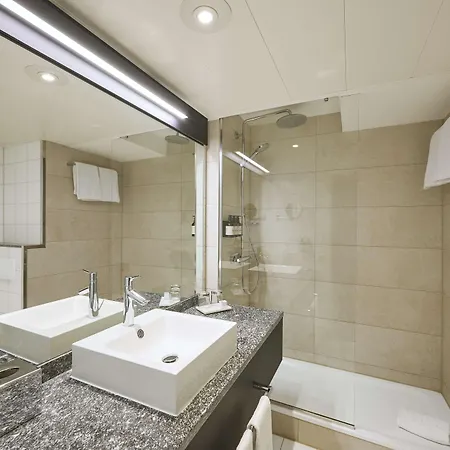 Nh Frankfurt Airport Hotel 4*