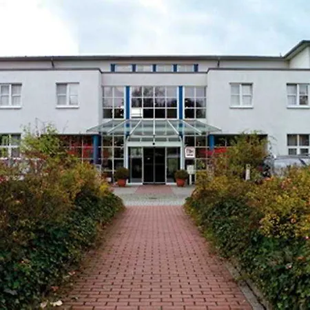 Nh Frankfurt Airport Hotel 4*