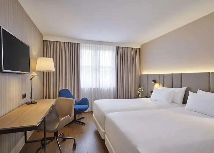 Hotel Nh Frankfurt Airport 4*