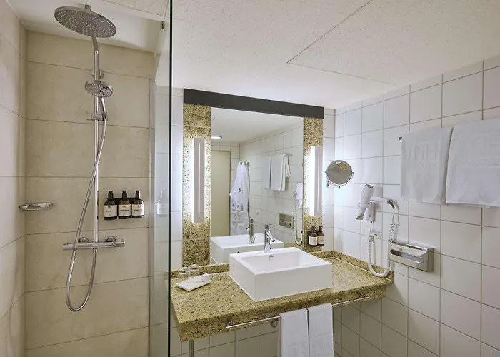 Nh Frankfurt Airport 4*