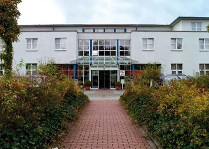 Nh Frankfurt Airport Hotel 4*